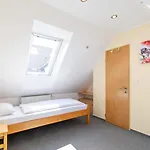 Maja Apartman *